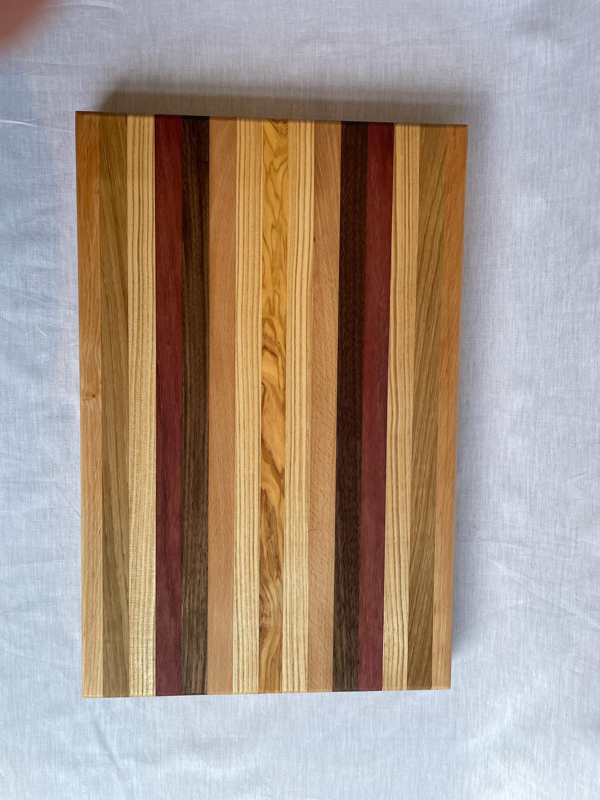 Handmade Wooden Chopping Board, 7 Hardwoods: Walnut, Olive, Cherry, Purpleheart | Large 44.5 × 29.5 cm | Wild Thing